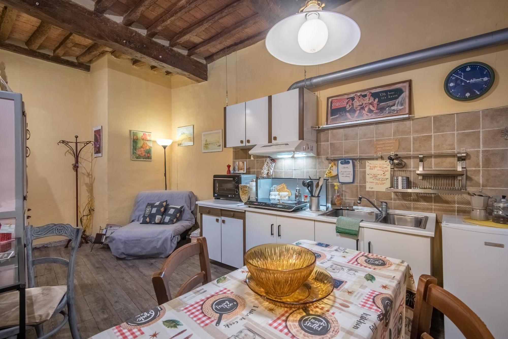 La Casa Gialla Di Буонконвенто Екстериор снимка